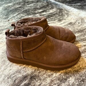 Ugg Classic Ultra Mini in Burnt Cedar